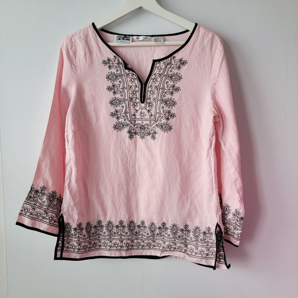 Richard Malcolm womens 100% Irish Linen Top size 8 Embroidered‎ v-neck